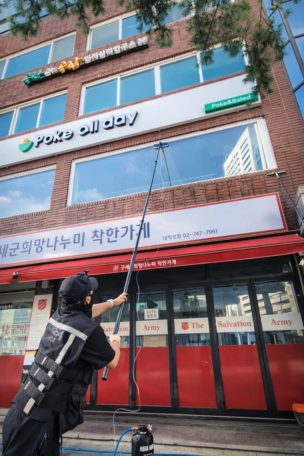 2층 상가 유리창 청소 작업 영상